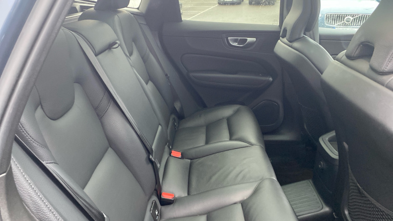 Volvo XC60 2.0 T6 [350] RC PHEV Plus Dark 5dr AWD Geartronic Estate